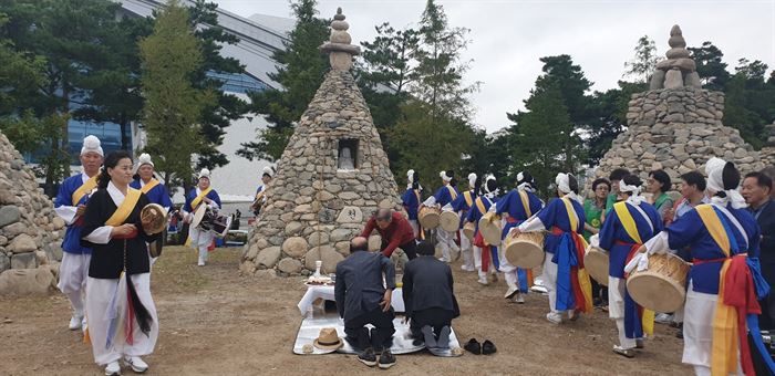 제47회 신라문화제 소망돌탑쌓기·신라축국경기